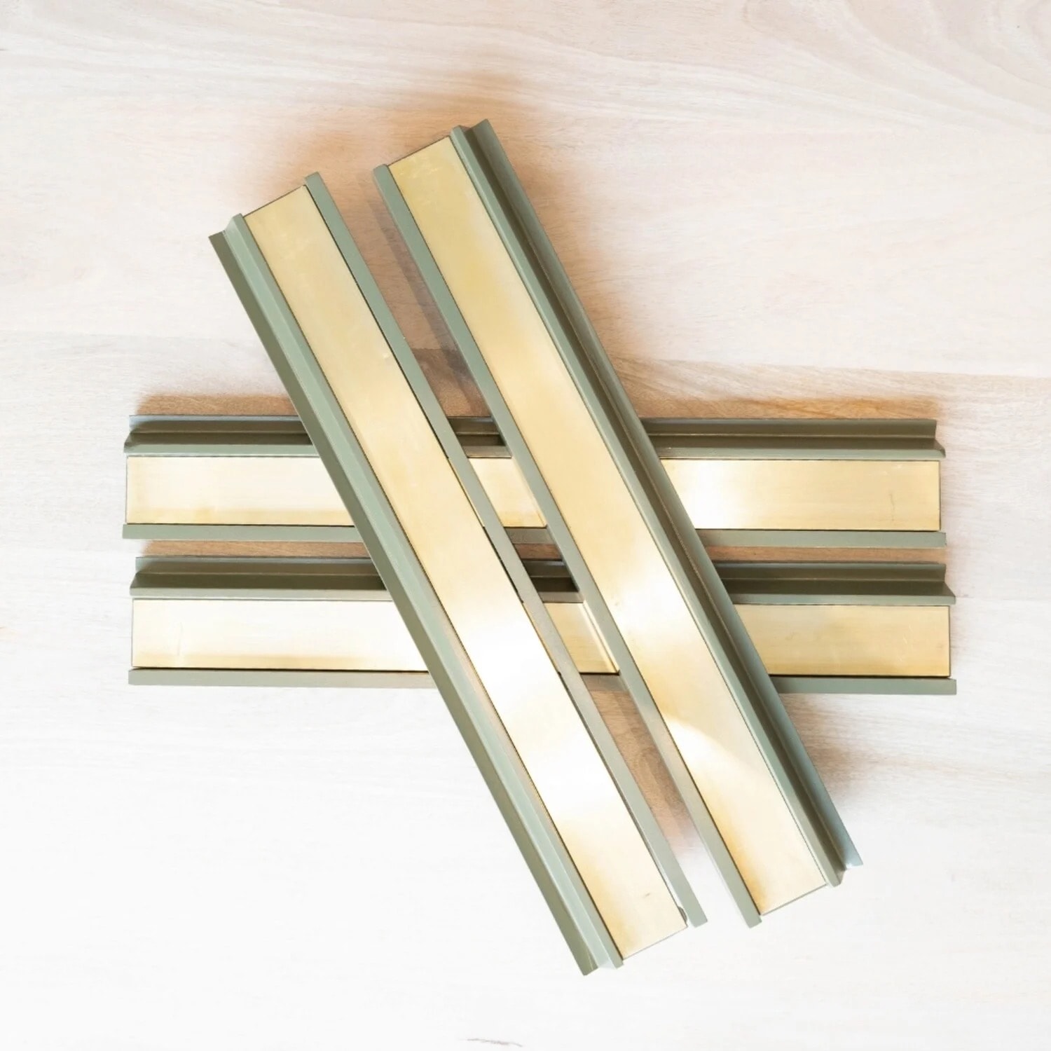 TABLE & TERRACE SOCIETY - RACK COLLECTION